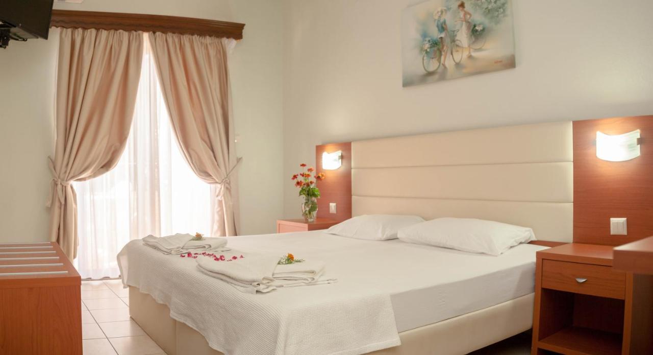 Vournelis Hotel Limenas  Bagian luar foto