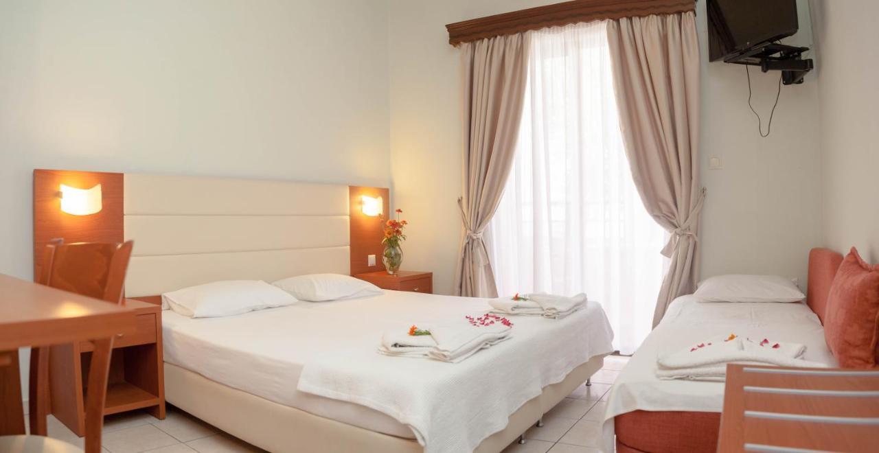 Vournelis Hotel Limenas  Bagian luar foto